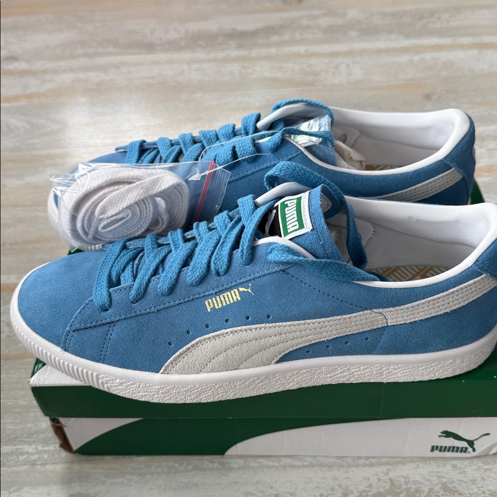 Puma Vallarta Suede Blue Sneakers with White Accents - Picture 2 of 5